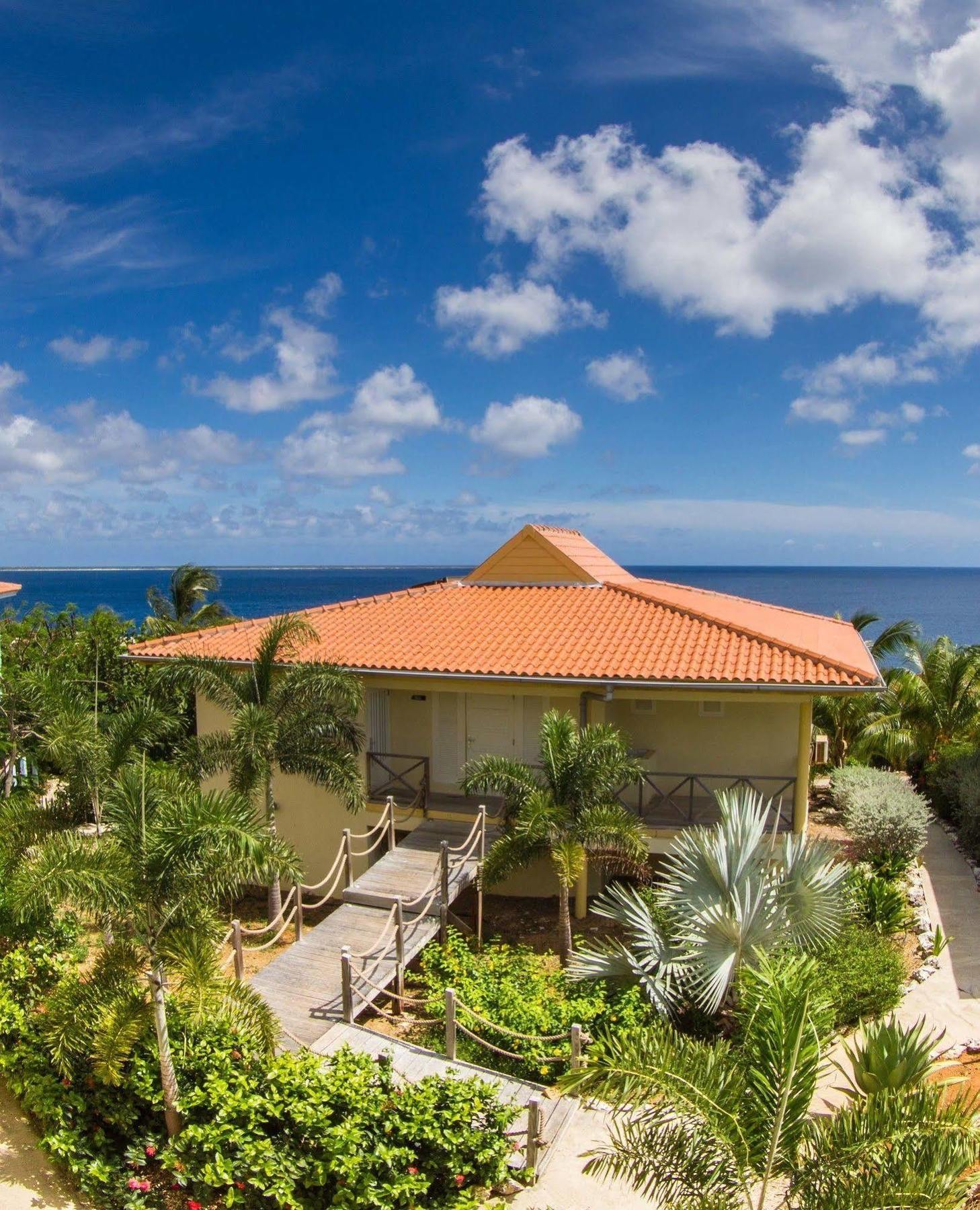 Caribbean Club Bonaire Aparthotel Exterior photo